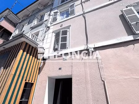 appartement 5 pièces 100 m²