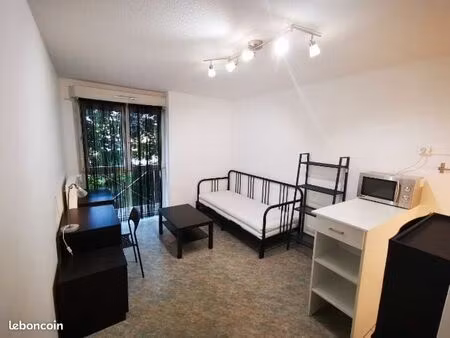 particulier loue superbe studio meublé 21m2 proche facultés