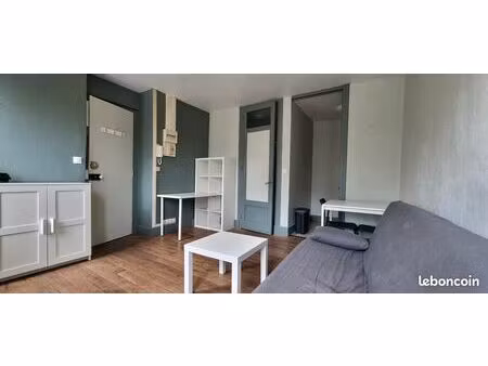 poitiers hyper centre  t1 bis meublé de 25 m²