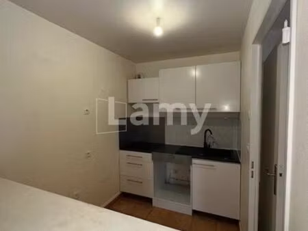 appartement 3 pièces 50 m²