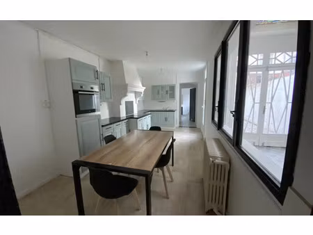 location appartement  52.1 m² t-1 à calais  621 €
