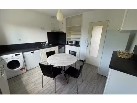 location appartement  m² t-3 à limoges  770 €