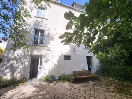 maison bourgeoise de caractère – charme de l'ancien et jardin