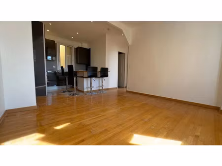 location appartement 3 pièces 41 m² à beausoleil (06240)