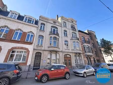 immeuble de rapport - bureau + 2 logements