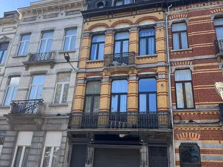 rez-de-chaussee commercial affectation horeca a vendre