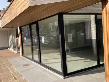 espace commercial koksijde  peb a+
