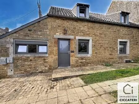 maison deux chambres avec jardin à louer à anthisnes