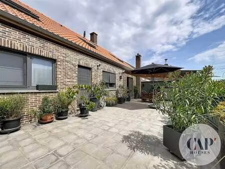 cap'houses : appartement avec grande terrasse
