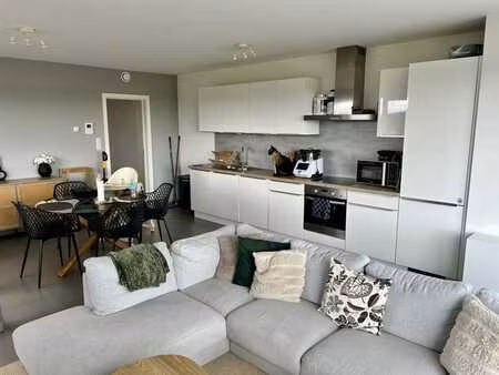 penthouse 3 chambres avec terrasse panoramique – tubize