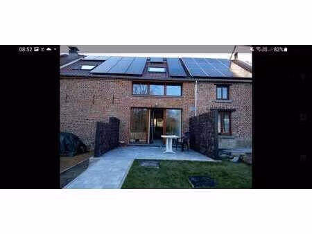 maison 2 ch. peb a  panneaux photovoltaiques  chastre