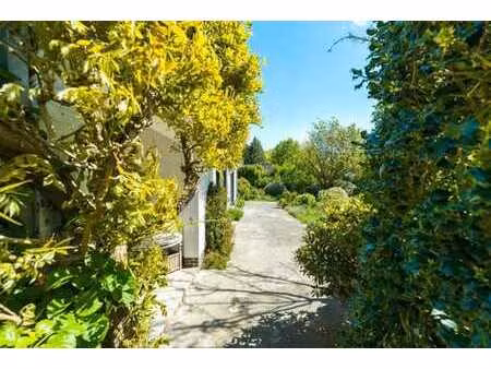 elégante villa sur 18 ares