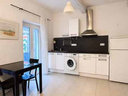 location appartement 2 pièces 26 m² à narbonne (11100)