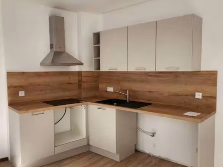 location appartement 2 pièces 39 m² à rodez (12000)