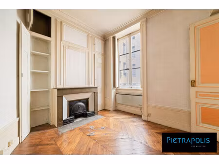 rare - rue victor hugo- 64m2-travaux
