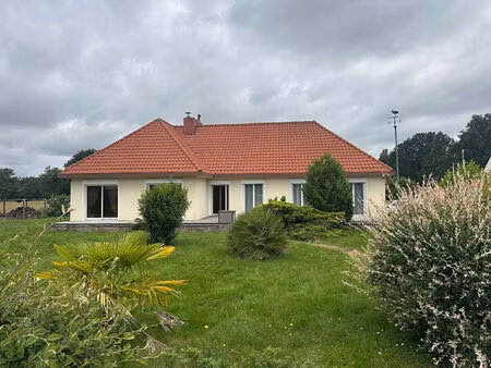 bruz - maison de plain-pied 138 m² avec grand potentiel ? terrain 1 000 m²