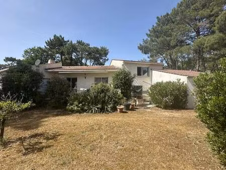 vente maison à longeville-sur-mer (85560) : à vendre / 146m² longeville-sur-mer