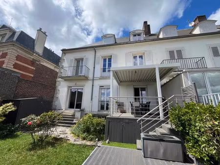 vente maison 8 pièces 174 m² pontoise (95300)