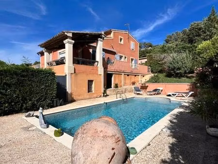 maison 8 pièces