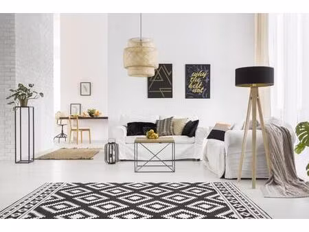 **retour à la vente: 5 pièces avec loggia + parking idéalement situé**