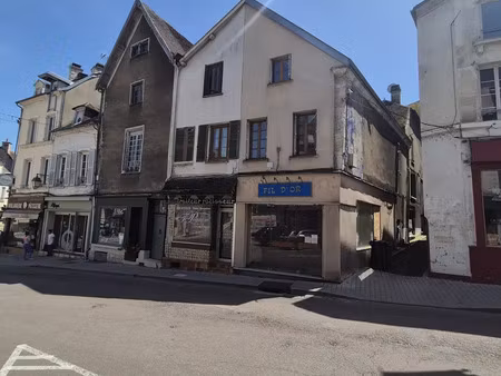 immeuble à tonnerre (89700)