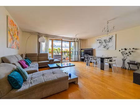 saint mande bois - appartement familial avec balcon