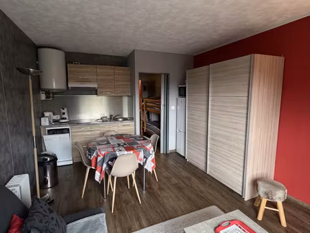 studio refait a neuf en centre station