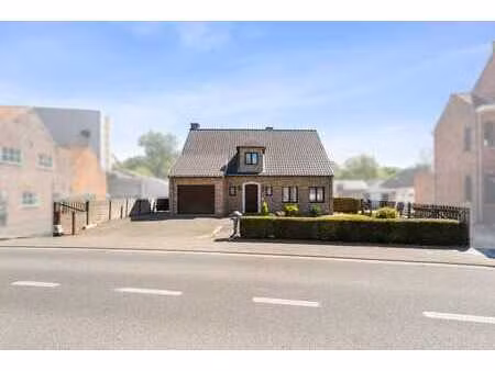 à vendre à meise : maison 4 façades avec 4 chambres