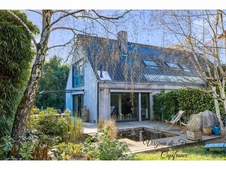 sucy-en-brie  maison d'exception  parcelle de 800m²  259m² au sol  4 chambres  3 terrasses