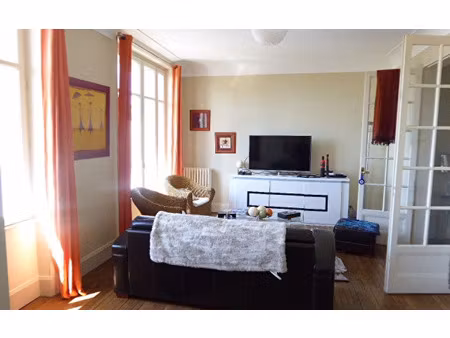 location appartement  m² t-3 à limoges  770 €