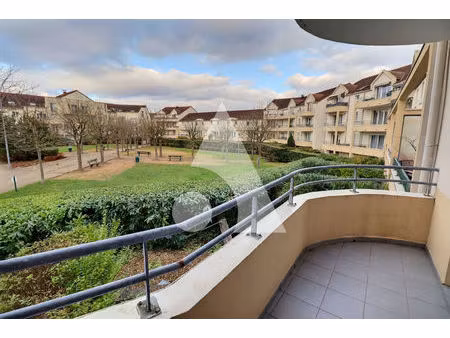 superbe f3 à louer entièrement meublé !
