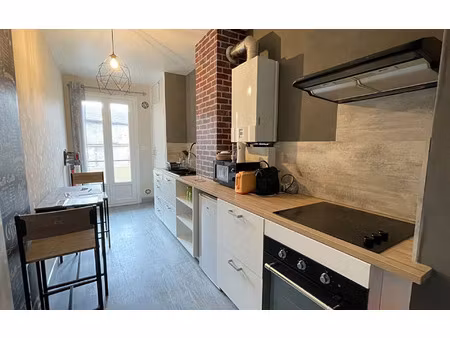 location appartement  m² t-2 à vichy  530 €