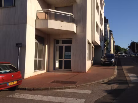 a louer - local commercial - avenue du midi