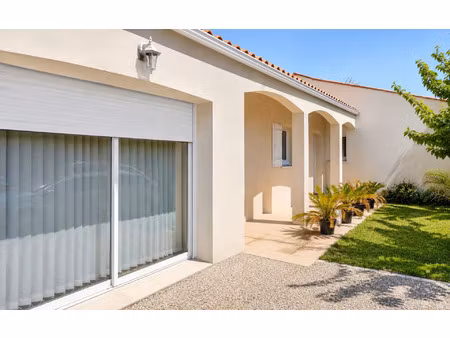 maison saint-sulpice-de-royan m² t-5 à vendre  439 000 €