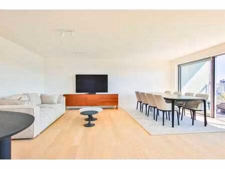 appartement de standing 2 ch / 2 sdb / parking