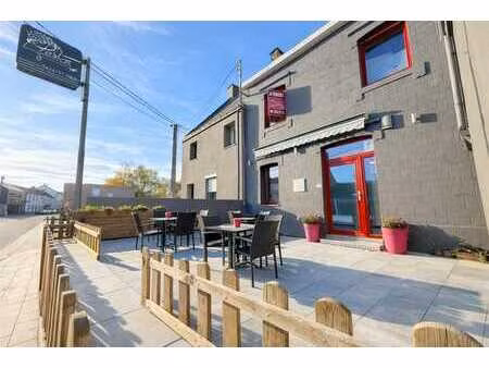 espace commercial (restaurant + diverses possibilites)