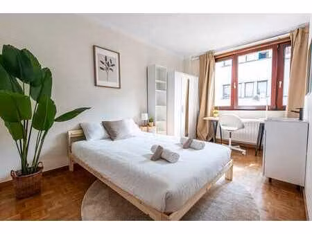 appartement 3 chambres à louer à charleroi
