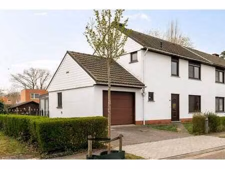 maison à rénover avec 3 chambres à coucher à brech
