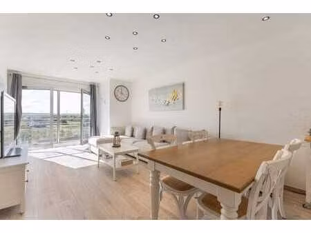 appartement 1 chambre prêt à emménager à vendre à heist!