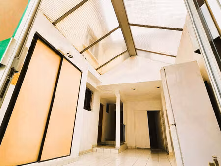 vente immeuble 11 pièces  300.00m²  saulx