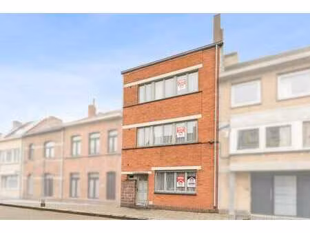 maison près de la plage et des dunes à ostende