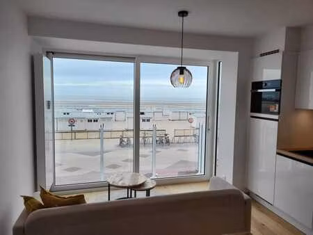 directement du proprietaire studio avec vue sur la mer