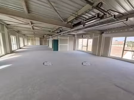 location bureaux cachan 94230 281m²