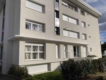 location bureaux 200 m²