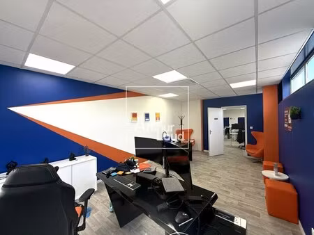 location bureaux 140 m² à 300 m²
