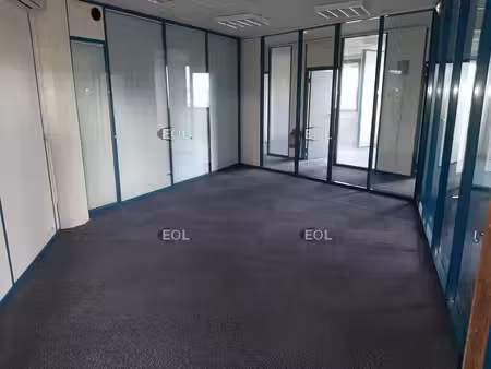location bureaux saint-aubin 91190 350m² à 700m²