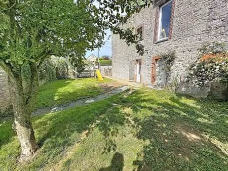 maison avec jardin  garage et annexe