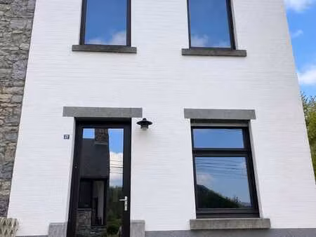 it1261 walcourt maison 3ch + jardin
