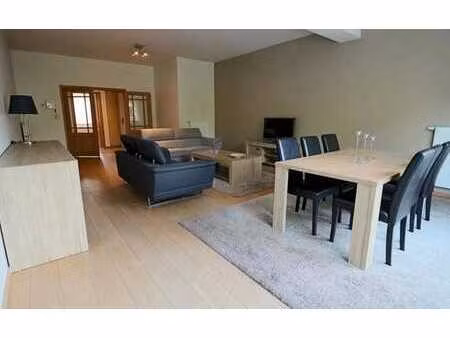 stockel appart meublé 2chbres  sdb sdd  terrasse  parking