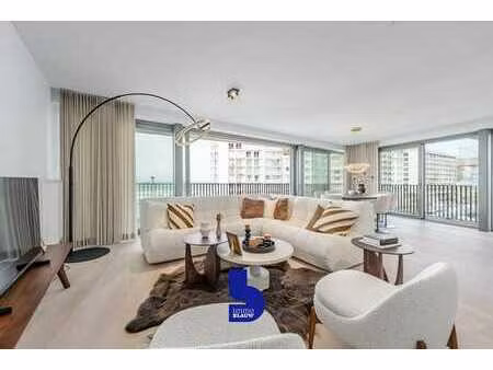 exclusief hoekappartement in de prestigieuze crystal resi...